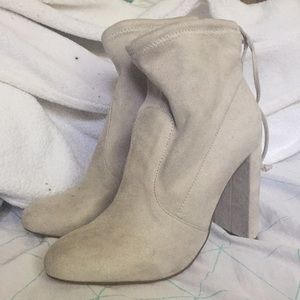 Women’s size 7 heeled boots